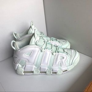 Nike Air More Uptempo Women’s Sneakers